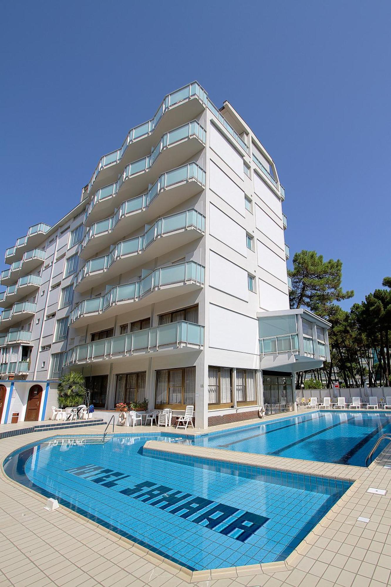 Hotel Sahara Milano Marittima Exteriör bild
