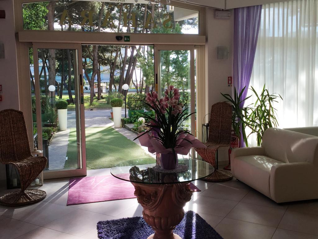 Hotel Sahara Milano Marittima Exteriör bild